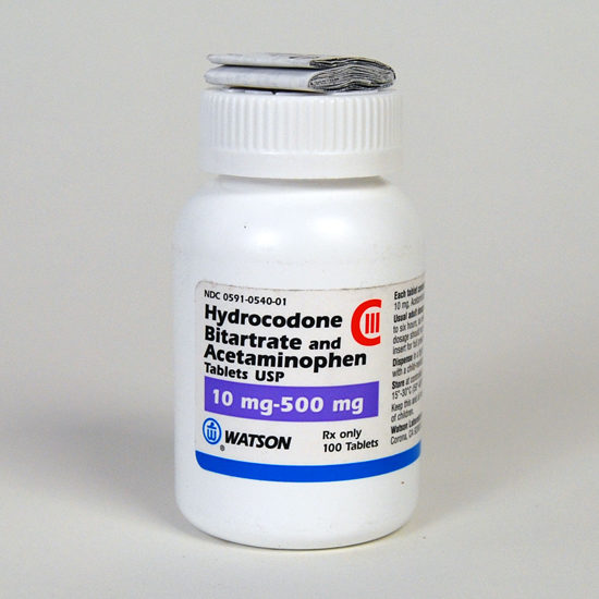 Hydrocodon 10 mg / 500 mg